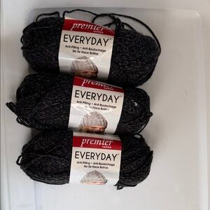 Premier Everyday yarn
Size 3.5 oz each
Color: charcoal heather